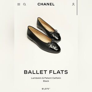 NWT Chanel - Ballerina in black Napa/patent leather, size 37 (US7).